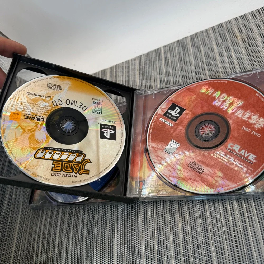 Shadow Madness Sony PlayStation‎ PS1 1999 RPG 2 Disc Set with Jade Cocoon Demo